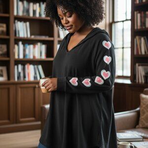 Torrid Size 3 (22/24) Super Soft Black Hoodie w/Tattoo Sleeve of Hearts